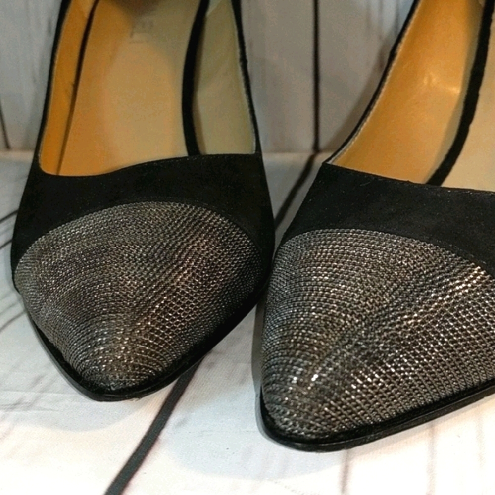 VanEli‎ Anabel Black Suede Chain link Cap toe Heels - Picture 7 of 11